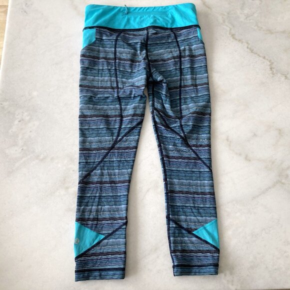 New! NWOT Lululemon Pace Rival Crop leggings / capris / run tights pockets, blue - Picture 10 of 11